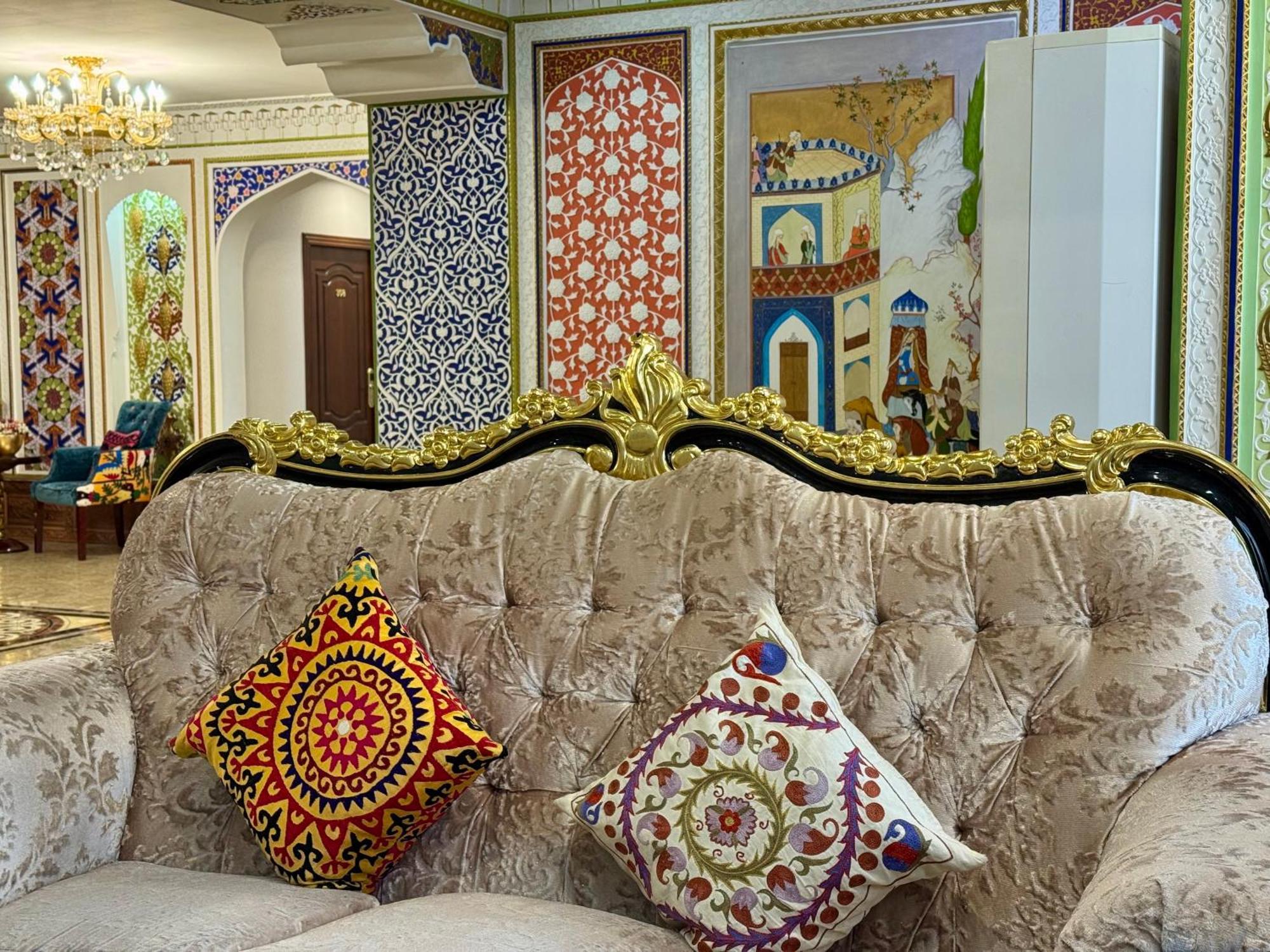 Emirhan Hotel Samarkand Ngoại thất bức ảnh