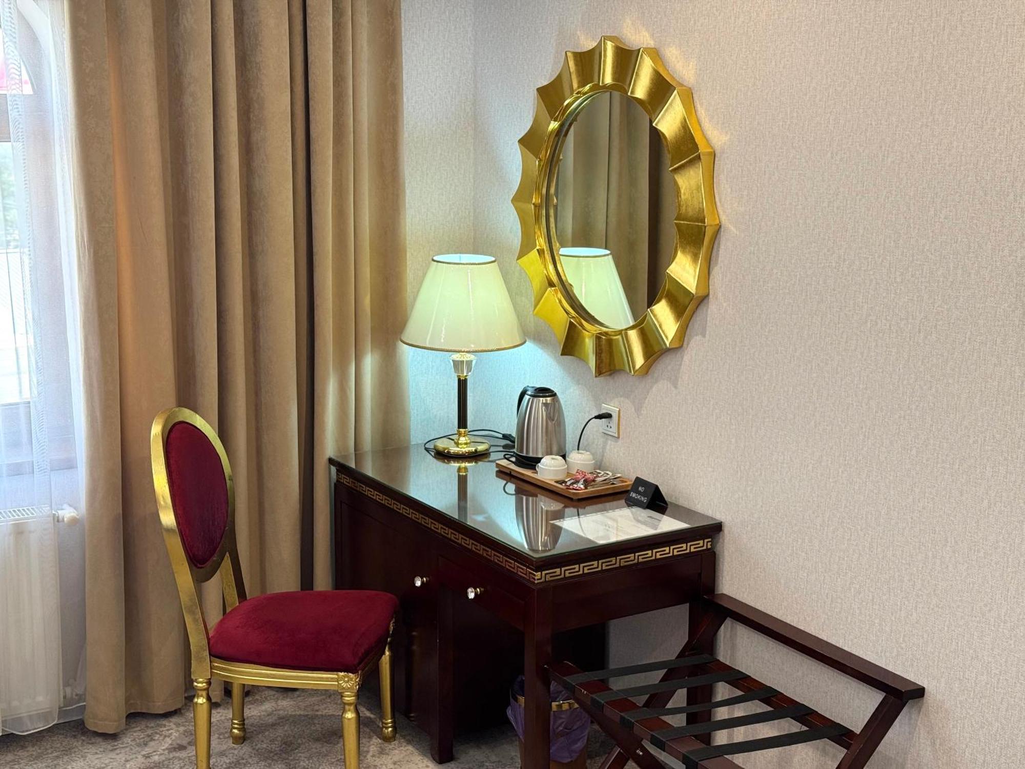 Emirhan Hotel Samarkand Ngoại thất bức ảnh