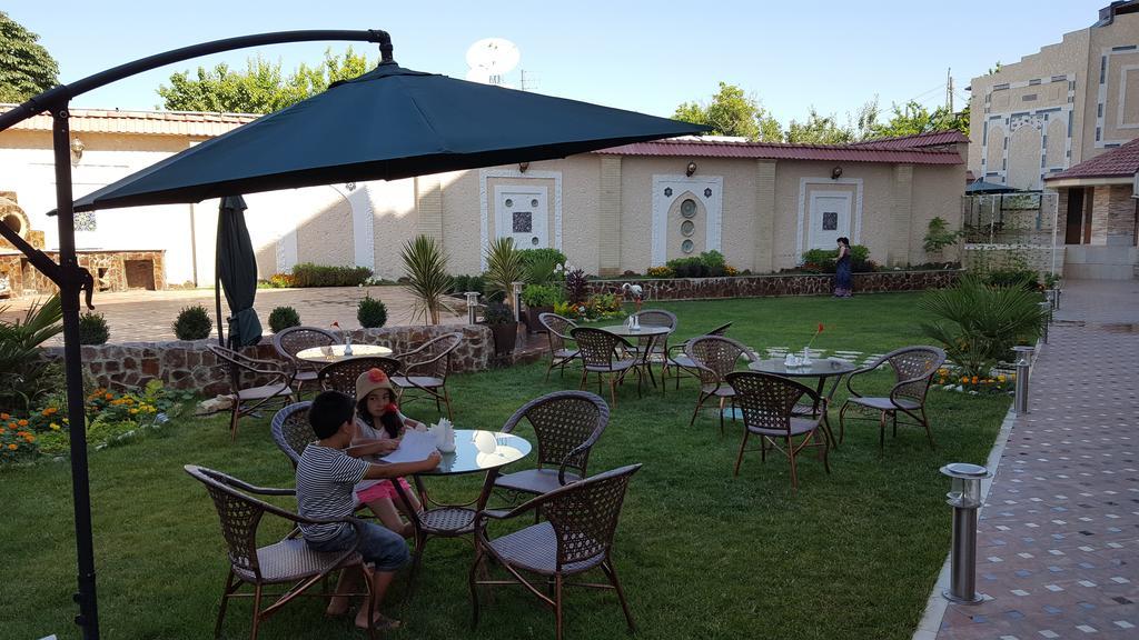 Emirhan Hotel Samarkand Ngoại thất bức ảnh