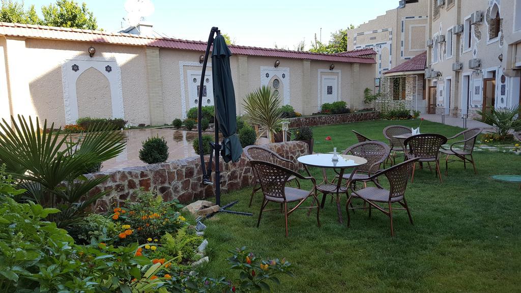 Emirhan Hotel Samarkand Ngoại thất bức ảnh