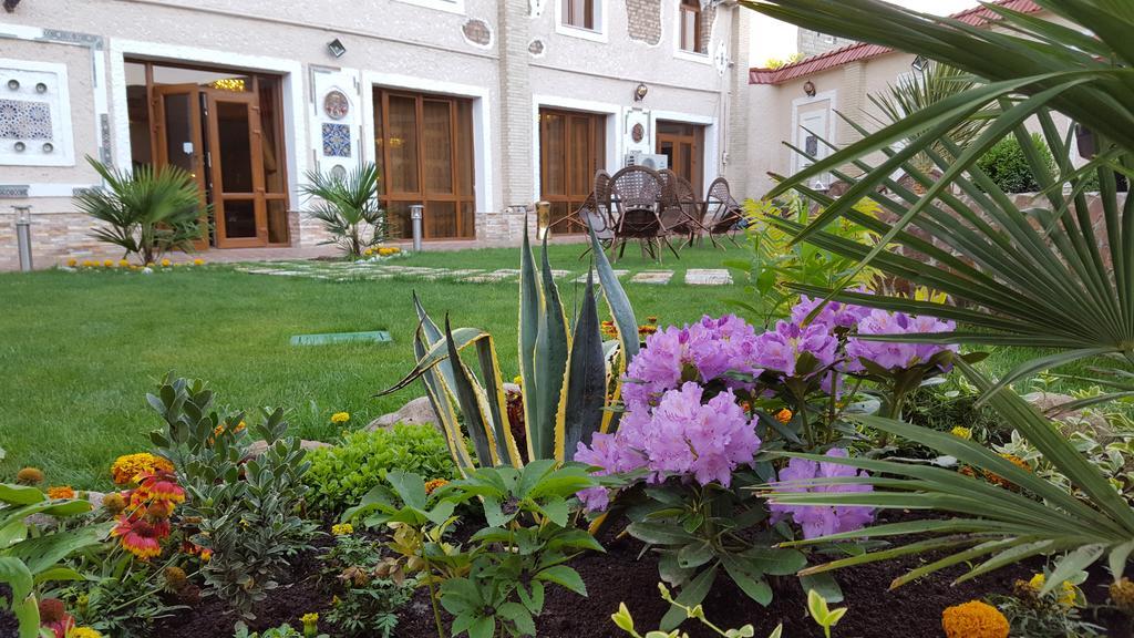 Emirhan Hotel Samarkand Ngoại thất bức ảnh