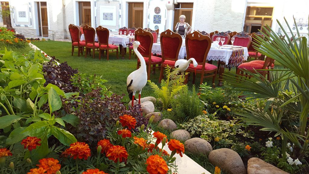 Emirhan Hotel Samarkand Ngoại thất bức ảnh